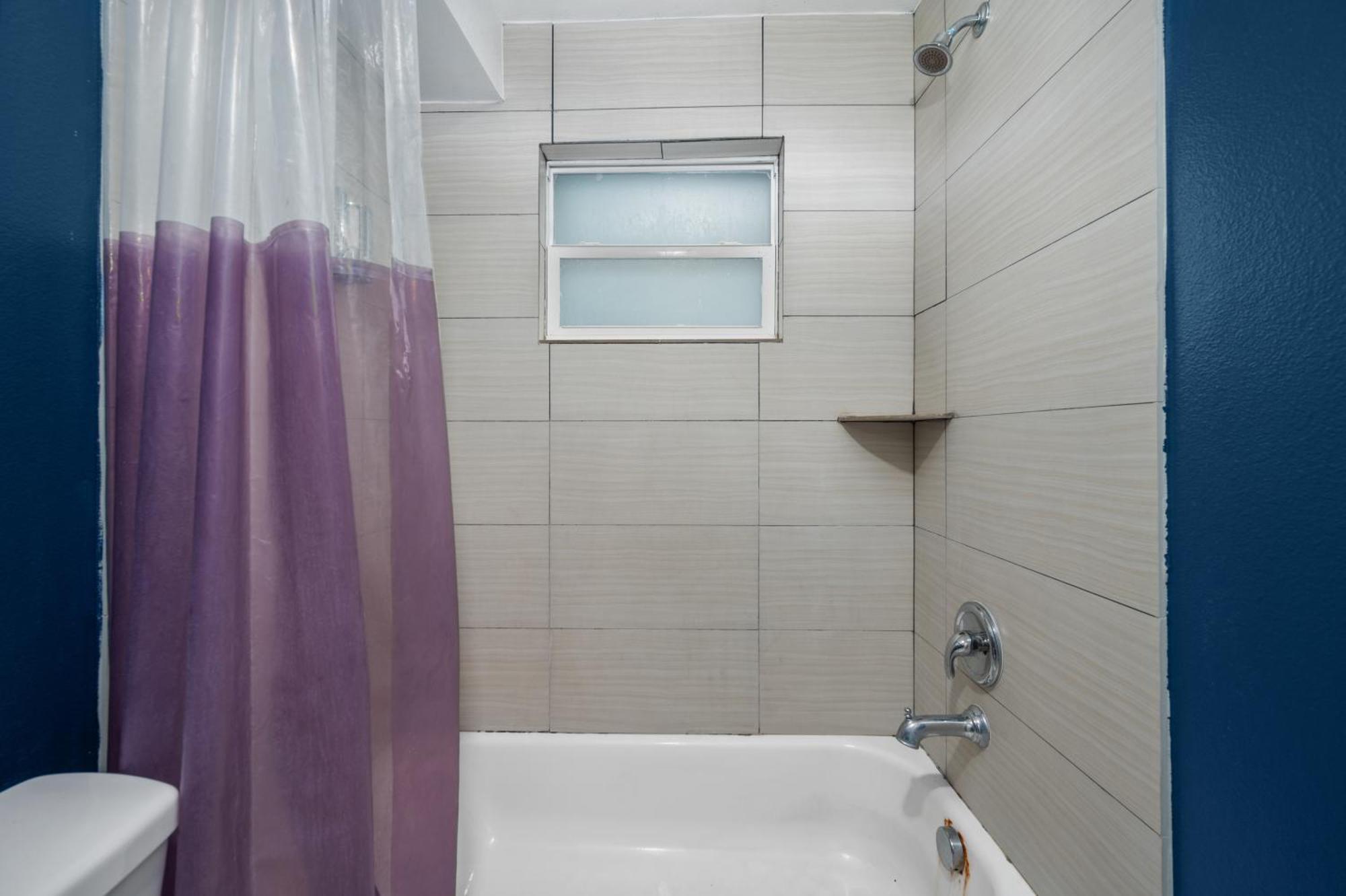 Comfy 1Br Apt With Free Parking Near Nrg & Med Center Х'юстон Екстер'єр фото
